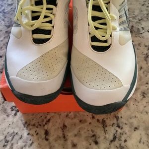 Womens Nike tennis shoes Lunarlon size 5